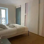 Maison Chic!